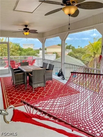 $999,999 | 4511-4501 Schooner Drive, Upper Captiva, FL 33924