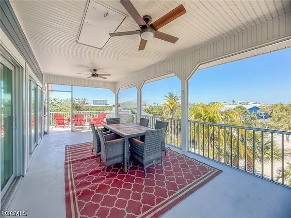 $999,999 | 4511-4501 Schooner Drive, Upper Captiva, FL 33924