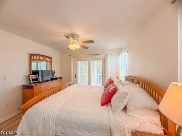 $999,999 | 4511-4501 Schooner Drive, Upper Captiva, FL 33924