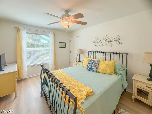 $999,999 | 4511-4501 Schooner Drive, Upper Captiva, FL 33924