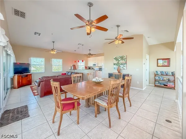 $999,999 | 4511-4501 Schooner Drive, Upper Captiva, FL 33924