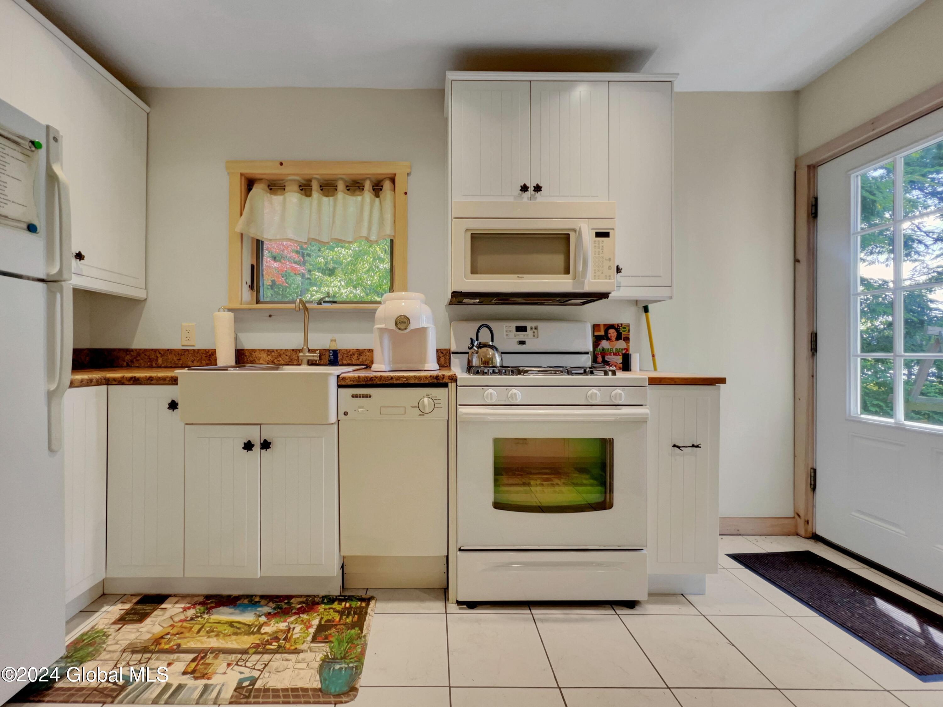 62 Reardon Road Queensbury, NY 12804 - Photo 9 of 26 Kitchen View 2