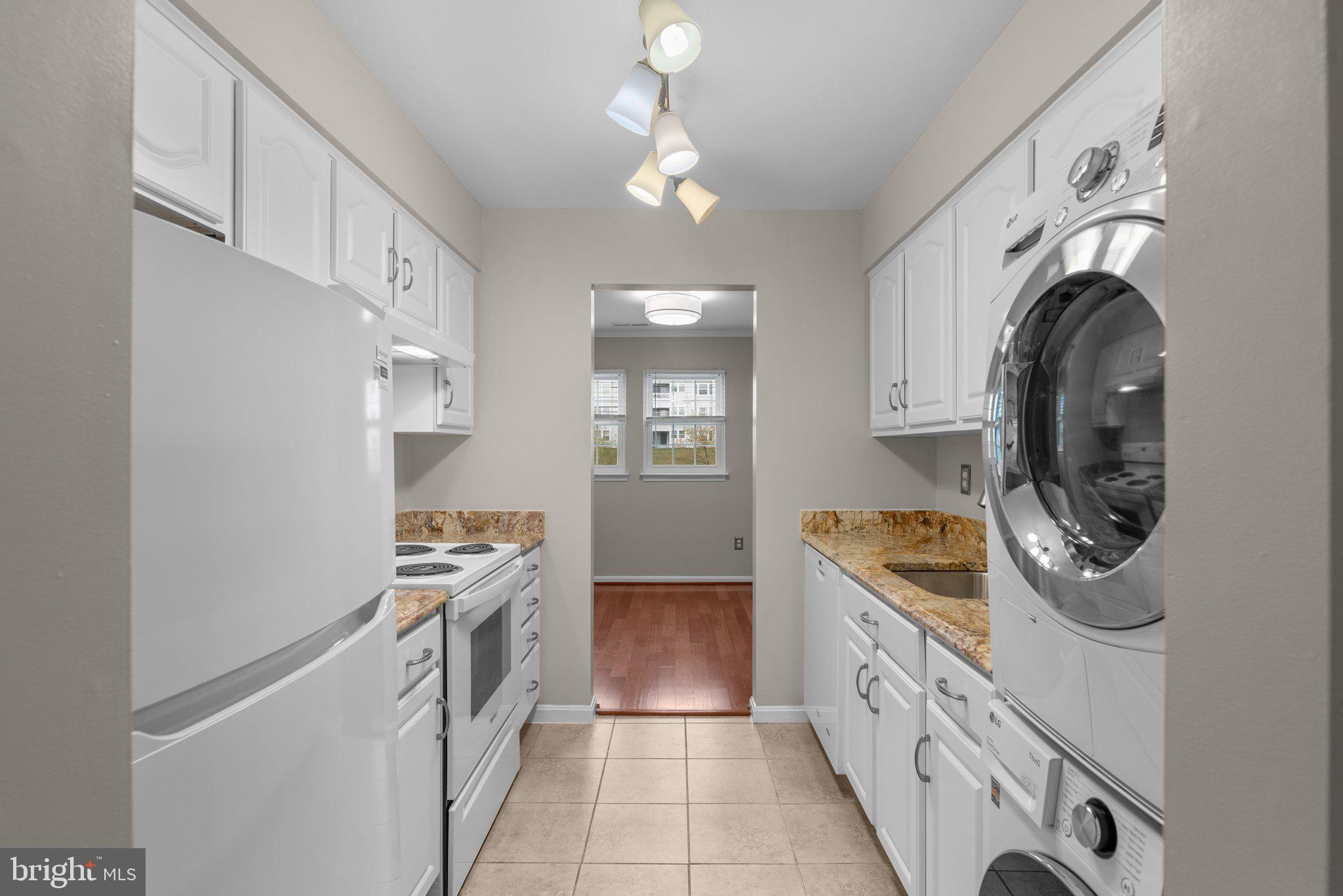 8489 Falls Run Road, Unit L Ellicott City, MD 21043 - Photo 13 of 36 Gallery Image 13