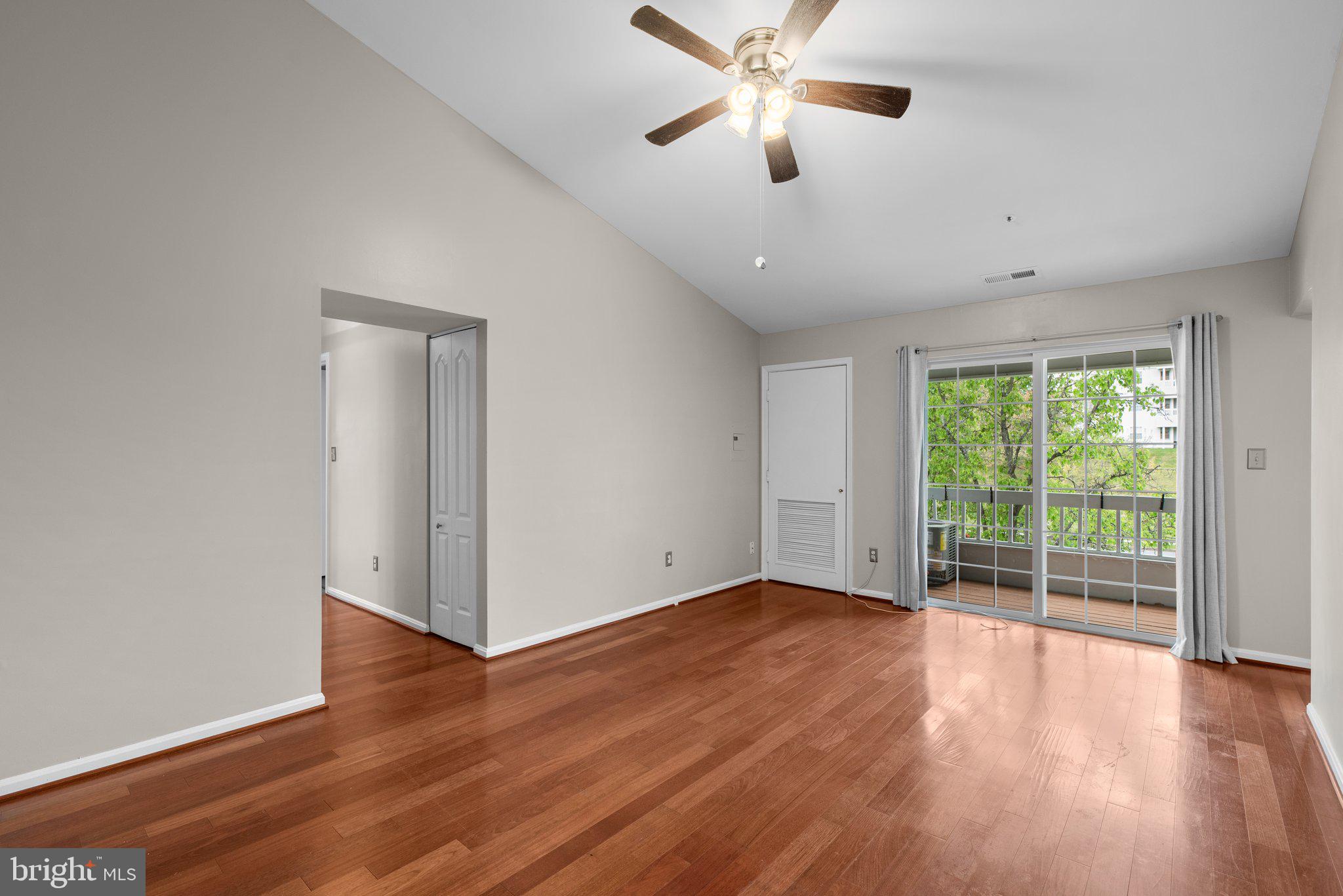 8489 Falls Run Road, Unit L Ellicott City, MD 21043 - Photo 4 of 36 Gallery Image 4