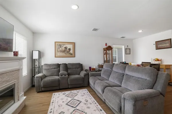 $213,000 | 1445 Sterling Way, Ferris, TX 75125