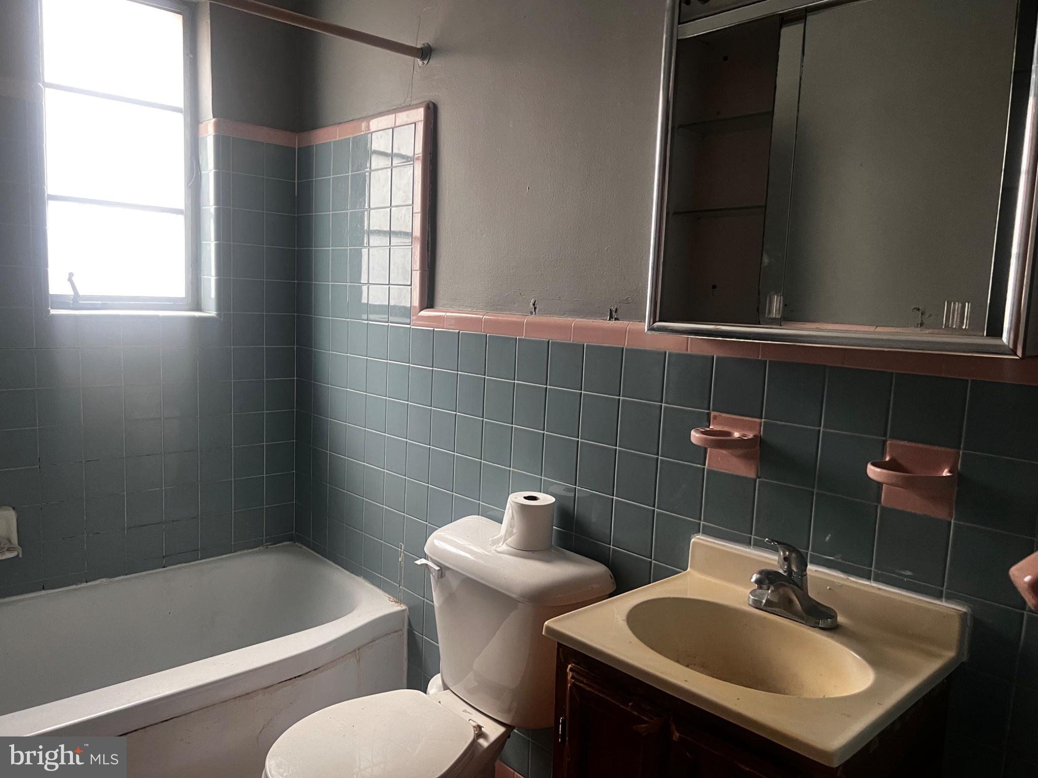 4631 State Road, Unit 2 Drexel Hill, PA 19026 - Photo 3 of 5 Gallery Image 3