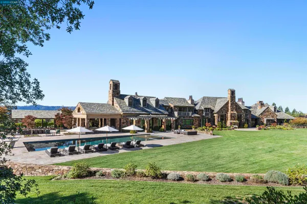 $23,500,000 | 7 Country Oak Lane, Alamo, CA 94507