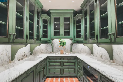 $23,500,000 | 7 Country Oak Lane, Alamo, CA 94507