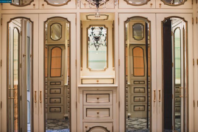 $23,500,000 | 7 Country Oak Lane, Alamo, CA 94507