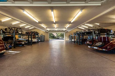 $23,500,000 | 7 Country Oak Lane, Alamo, CA 94507