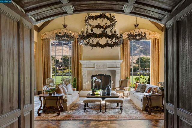 $23,500,000 | 7 Country Oak Lane, Alamo, CA 94507