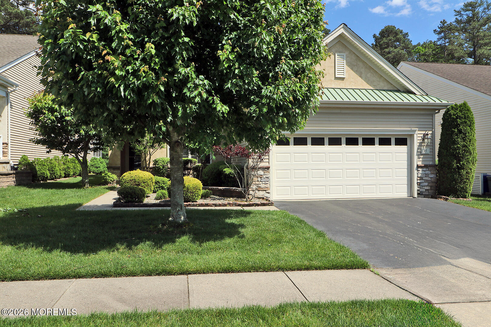 27 Vineyard Way Barnegat, NJ 08005 - Photo 2 of 43 IMG_0001