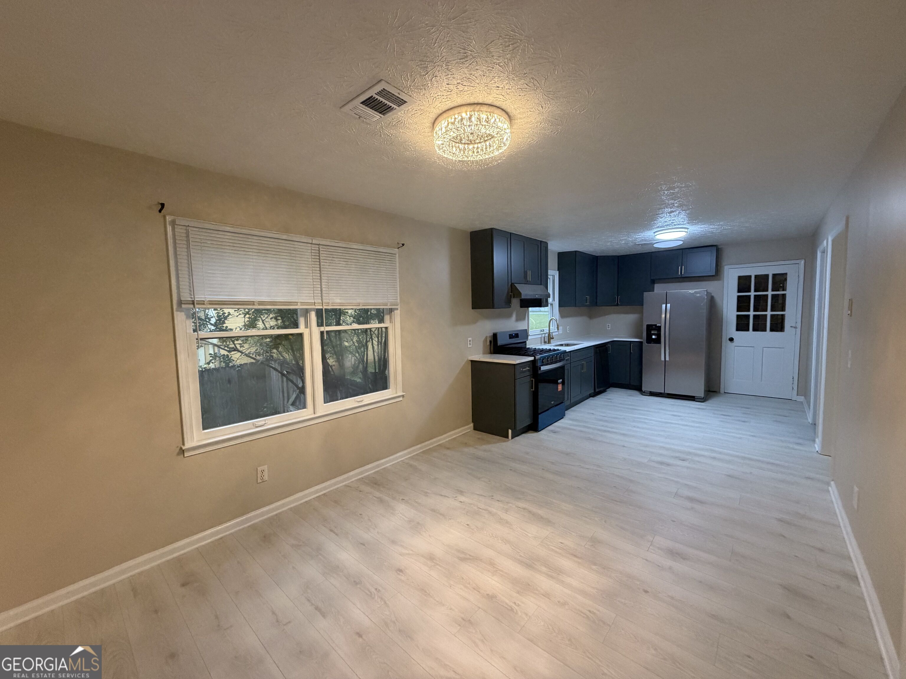 631 Almand Branch Road Southeast Conyers, GA 30094 - Photo 7 of 42 Gallery Image 7