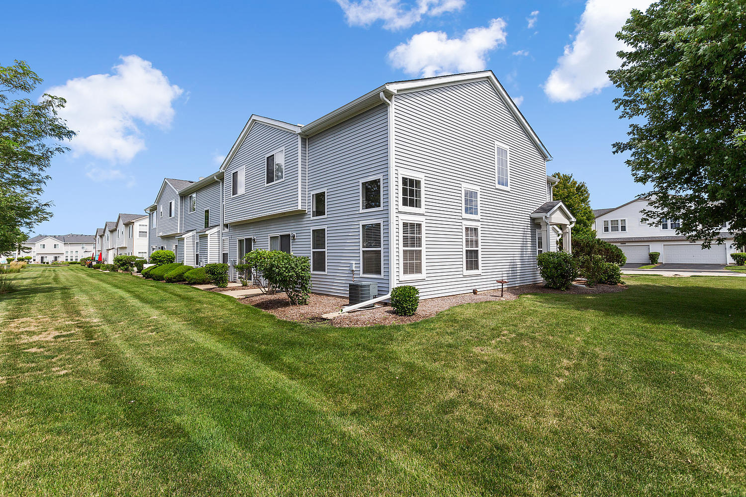 7007 Creekside Drive Plainfield, IL 60586 - Photo 2 of 21 a view of a house with backyard