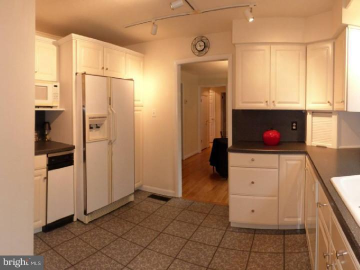 805 Norristown Road Lower Gwynedd, PA 19002 - Photo 13 of 25 Gallery Image 13