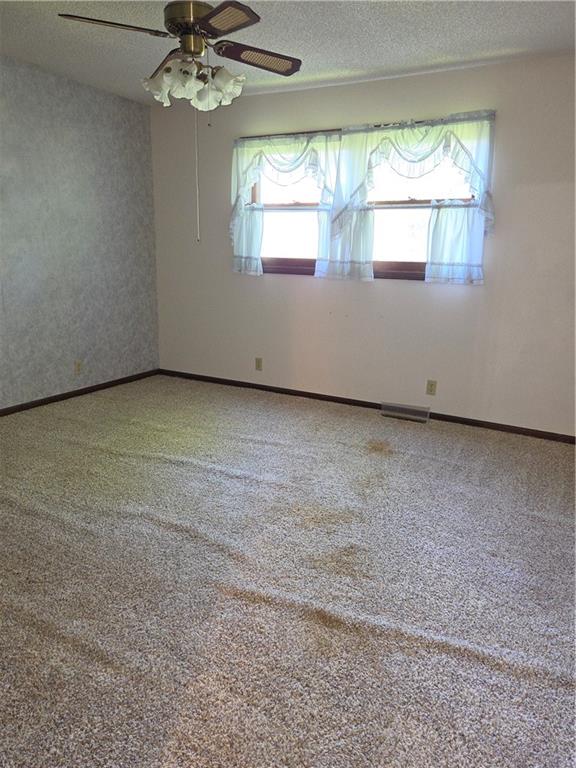 19759 30th Road Parsons, KS 67357 - Photo 25 of 45