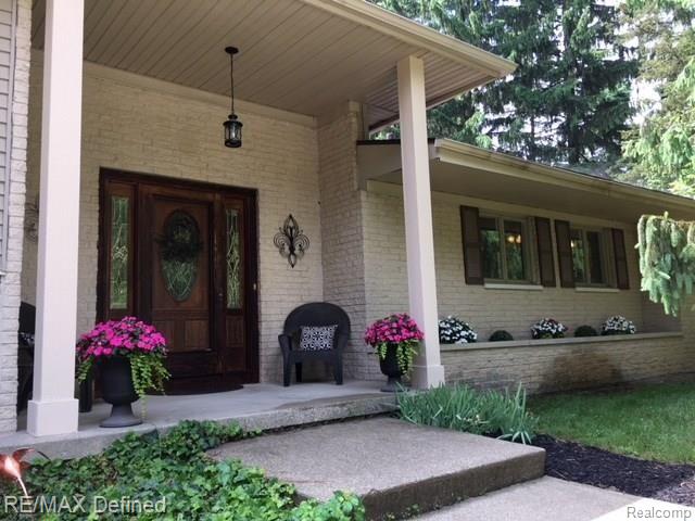 8015 Reese Road Clarkston, MI 48348 - Photo 2 of 54 IMG_6029.JPG