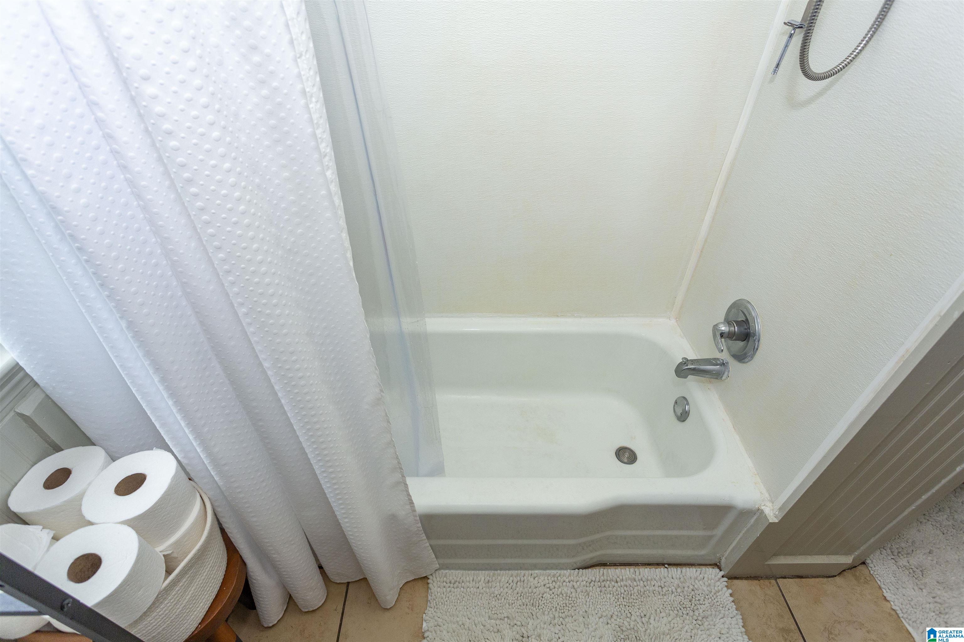 110 2nd Street Warrior, AL 35180 - Photo 20 of 27