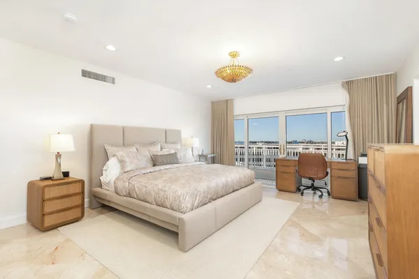 $25,000 | 2773 South Ocean Boulevard, Unit PH5, Palm Beach, FL 33480