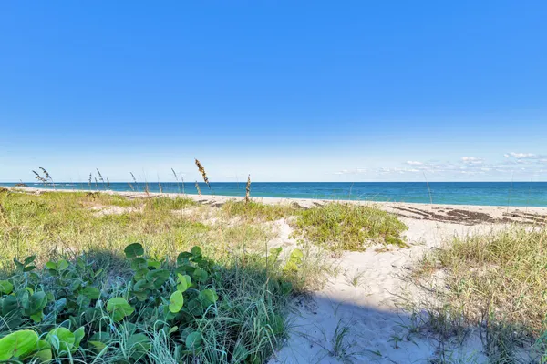 $25,000 | 2773 South Ocean Boulevard, Unit PH5, Palm Beach, FL 33480