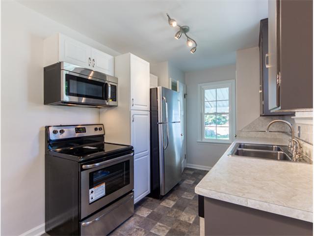 594 Chase Road Columbus, OH 43214 - Photo 8 of 19 Gallery Image 8