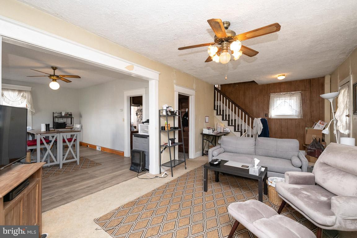 4238 Chapel Road Nottingham, MD 21236 - Photo 3 of 18
