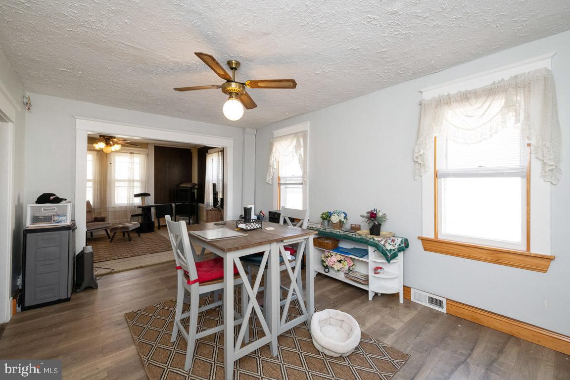 4238 Chapel Road Nottingham, MD 21236 - Photo 5 of 18