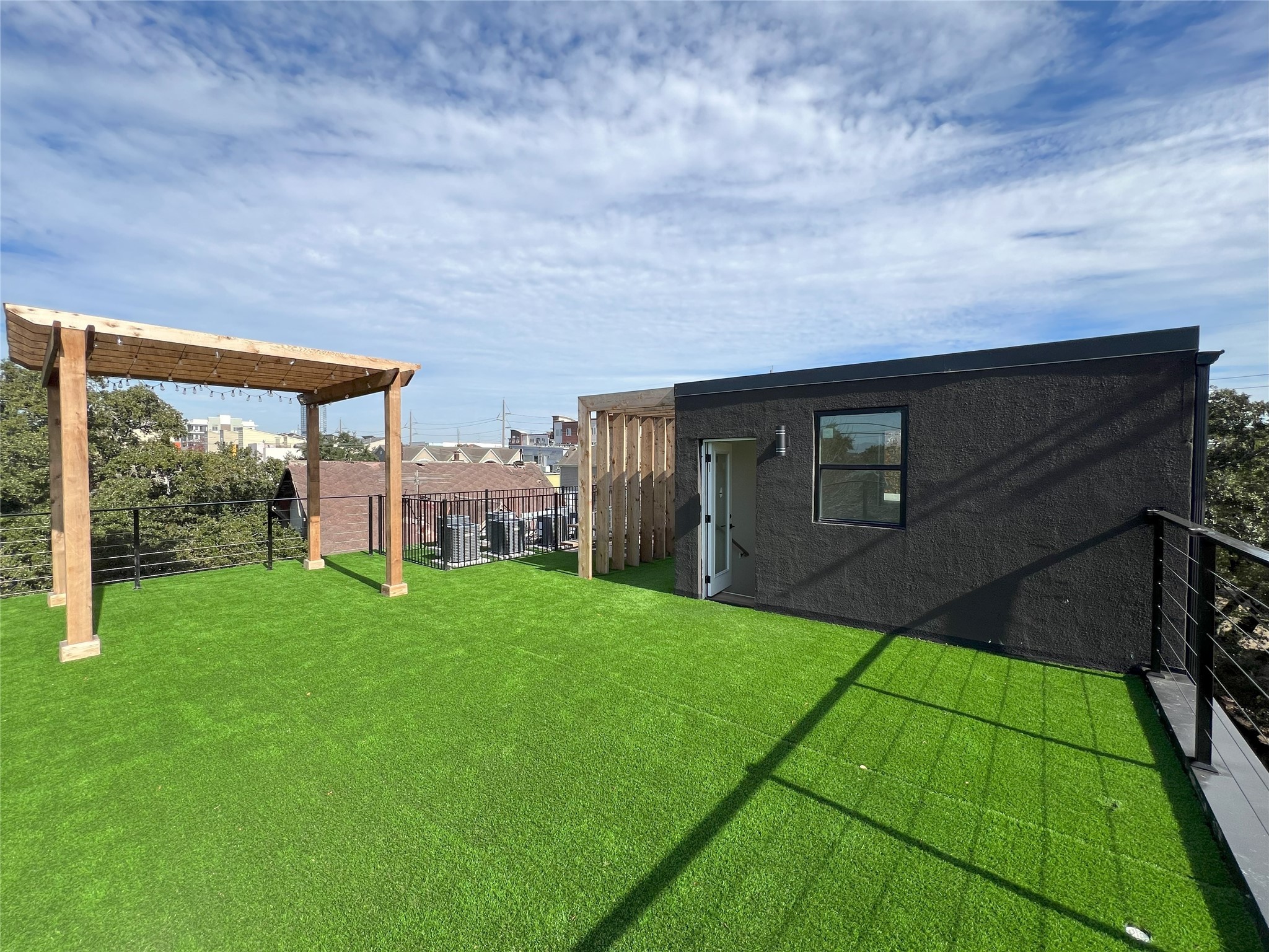 214 Welch Street, Unit 6 Houston, TX 77006 - Photo 5 of 11