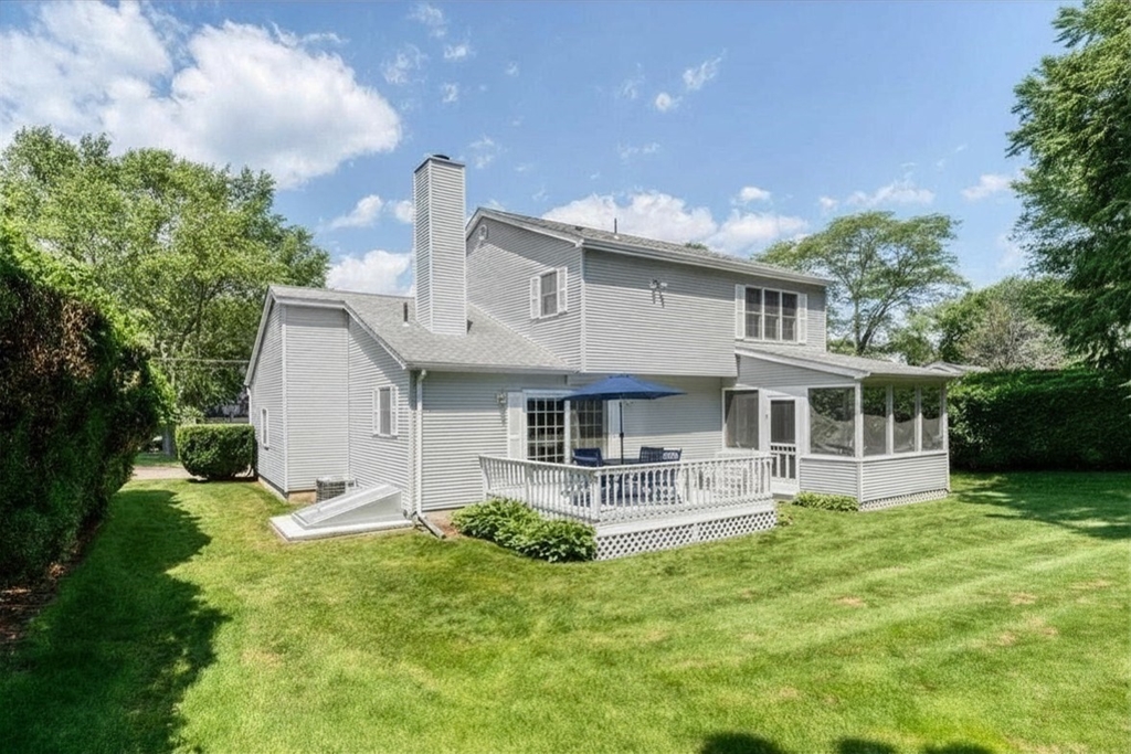 39 Venture Drive Springfield, MA 01119 - Photo 2 of 41