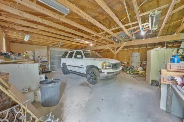 a view of a garage