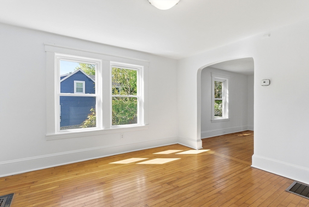 34 Woodland Road Wakefield, MA 01880 - Photo 10 of 30 Gallery Image 10