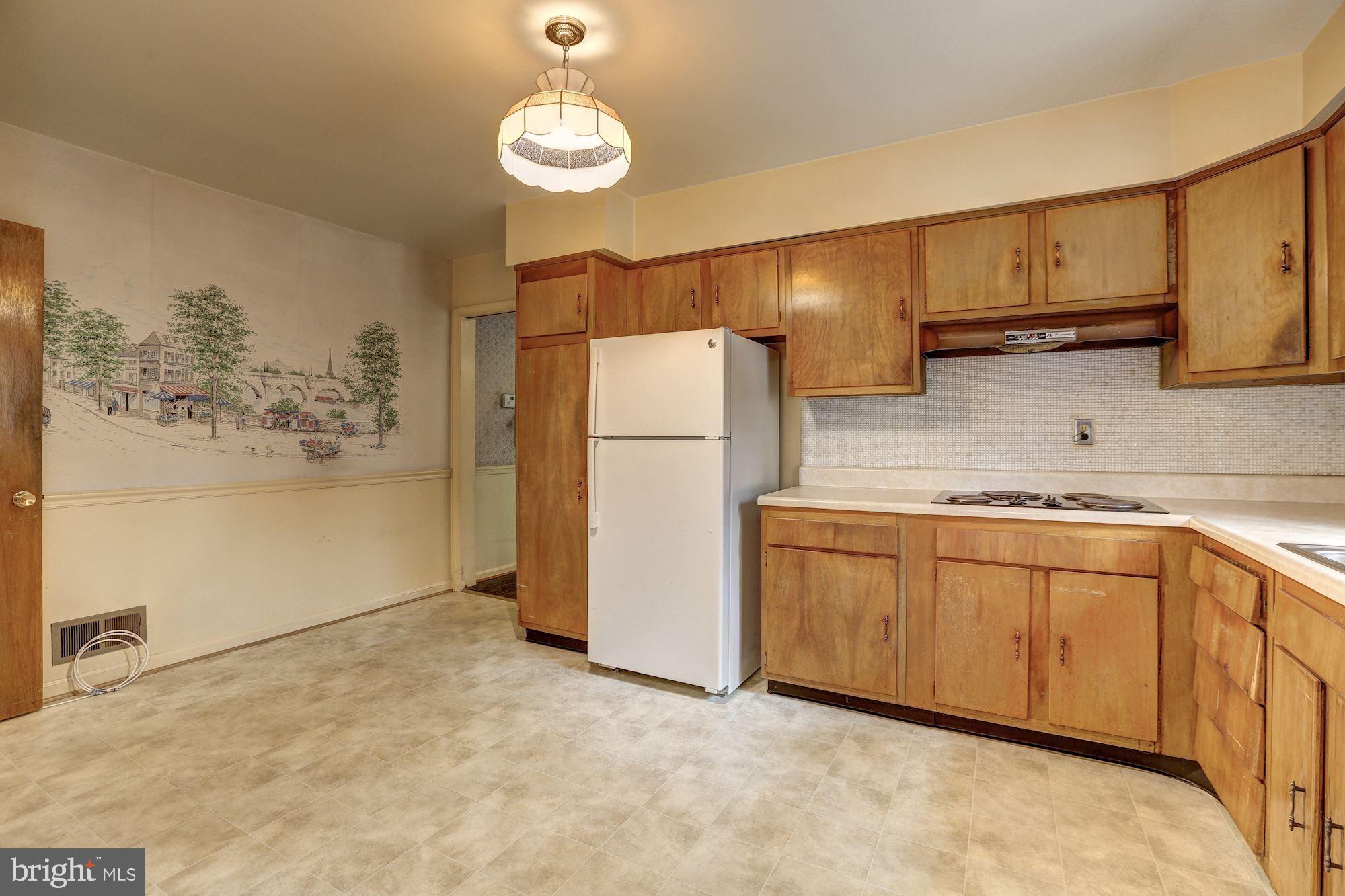 13612 Wendover Road Silver Spring, MD 20904 - Photo 12 of 32 Gallery Image 12