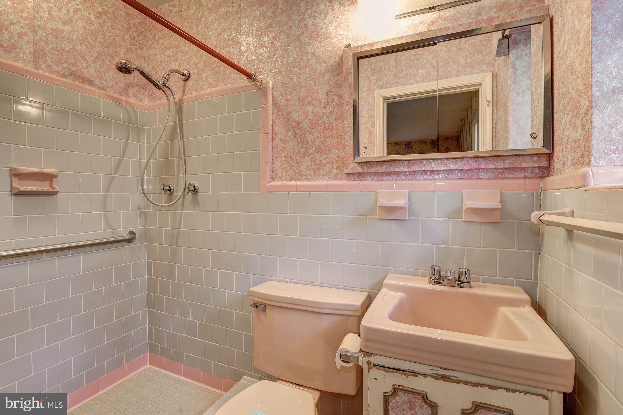 13612 Wendover Road Silver Spring, MD 20904 - Photo 16 of 32 Gallery Image 16