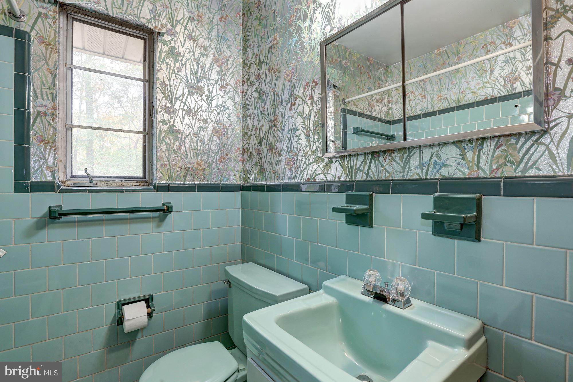 13612 Wendover Road Silver Spring, MD 20904 - Photo 20 of 32 Gallery Image 20