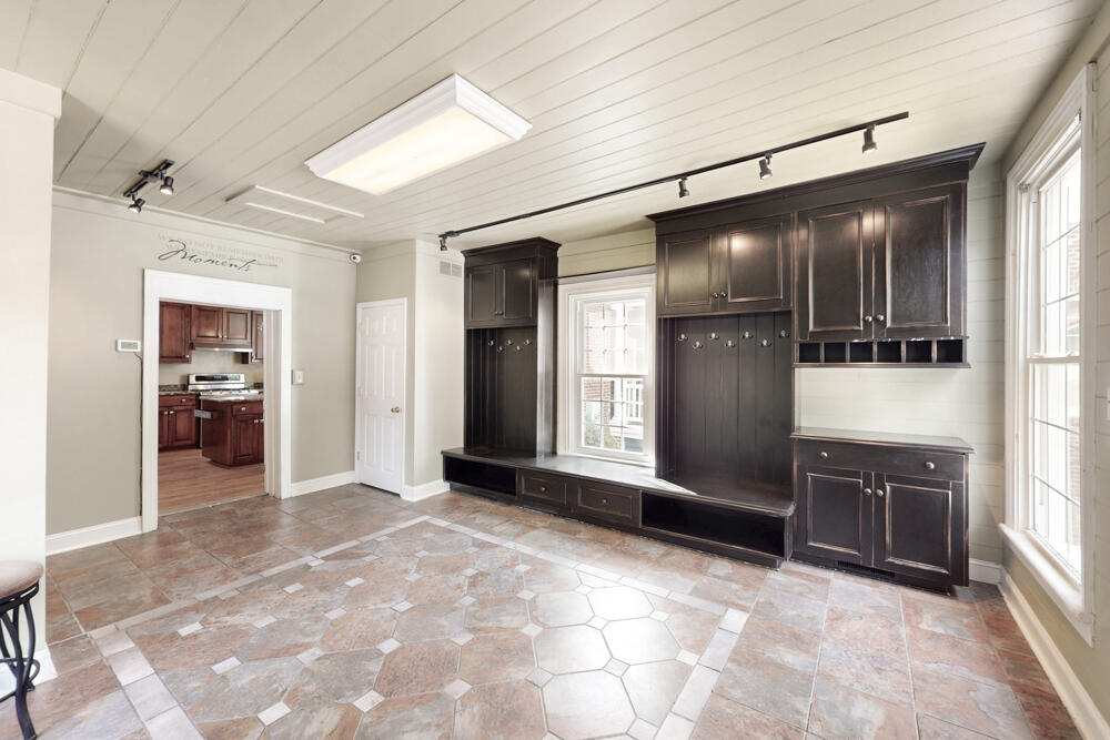 116 Jackson Road Jackson, SC 29831 - Photo 30 of 51 Laundry Room & Mud Room!
