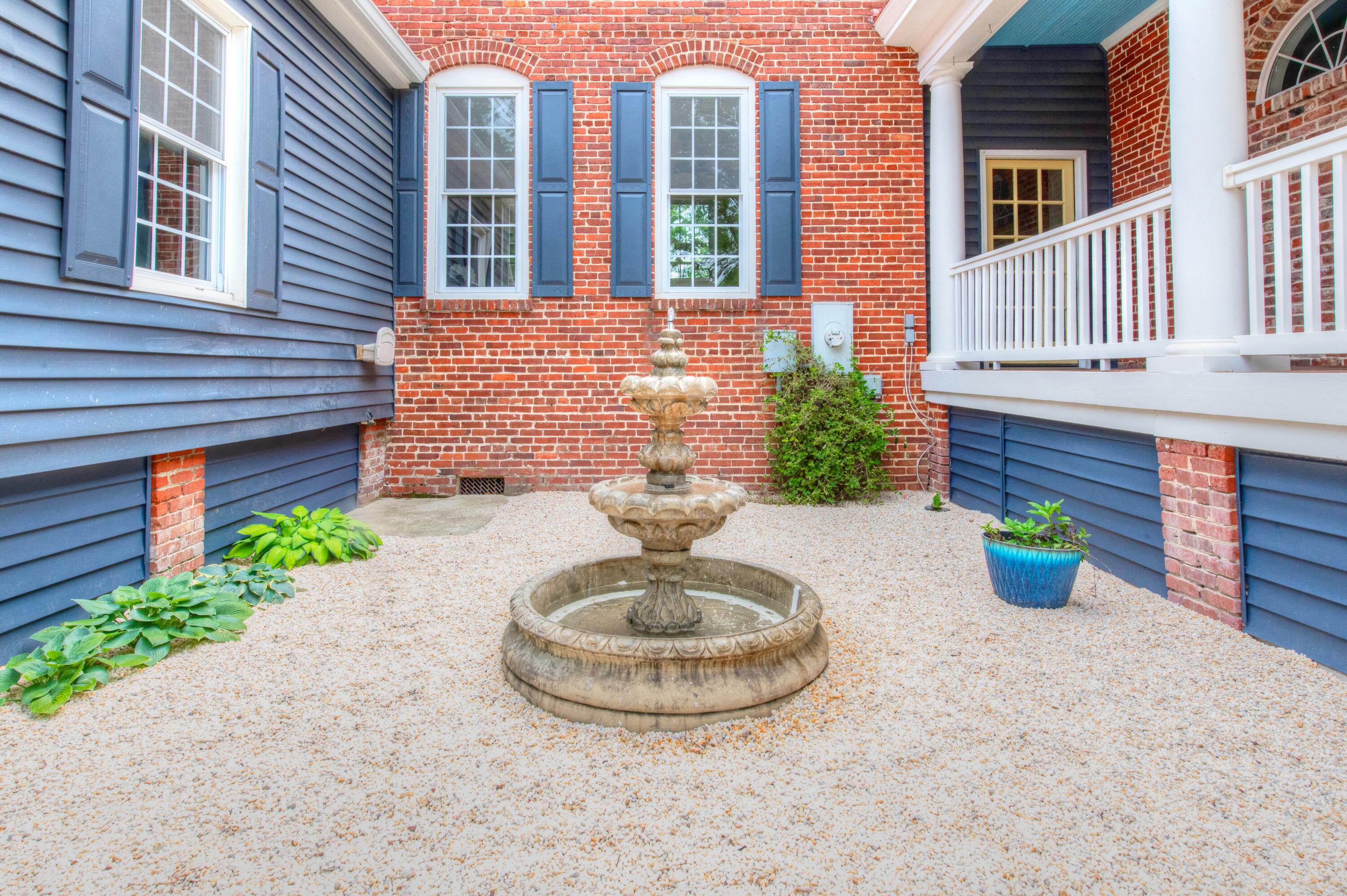 116 Jackson Road Jackson, SC 29831 - Photo 5 of 51 Fountain!