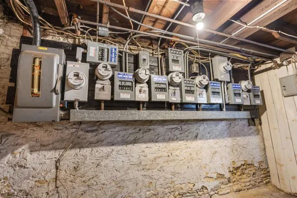 $399,900 | 601 Pearl Street, Belvidere, IL 61008