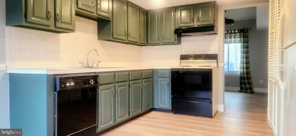 $2,895 | 15 Queen Anne Court, Marlton, NJ 08053