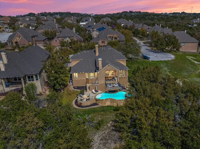 $999,900 | 17401 Rush Pea Circle, Austin, TX 78738