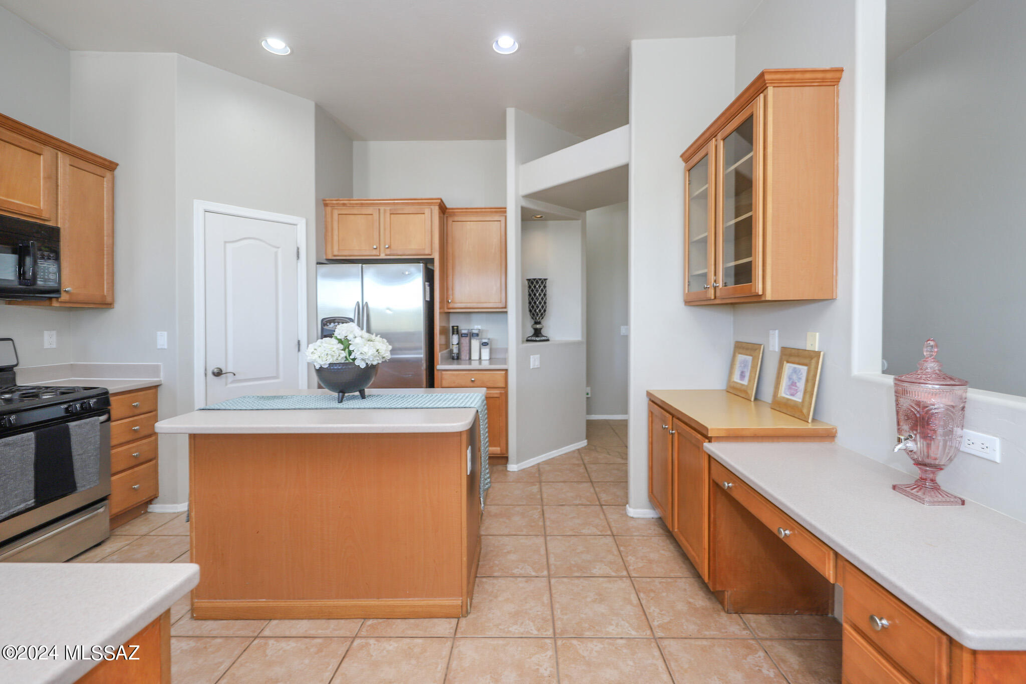 7856 North Rondure Loop Tucson, AZ 85743 - Photo 7 of 42