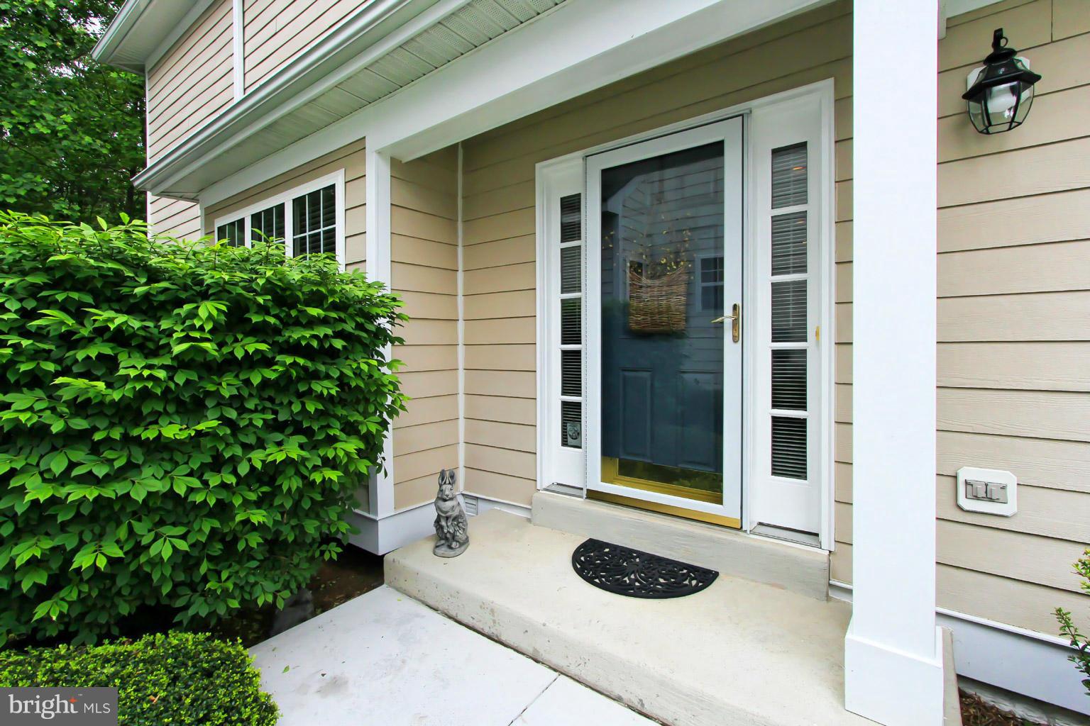 8548 Bauer Circle Springfield, VA 22152 - Photo 2 of 30 a view of a entryway of the house