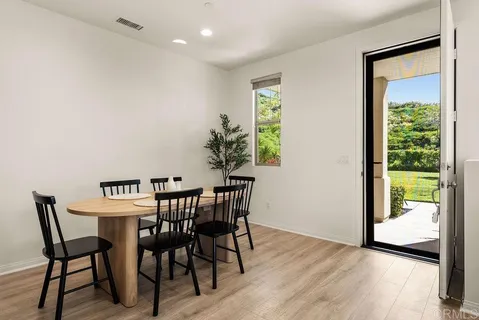 $875,000 | 4301 Pacifica Way, Unit 2, Oceanside, CA 92056