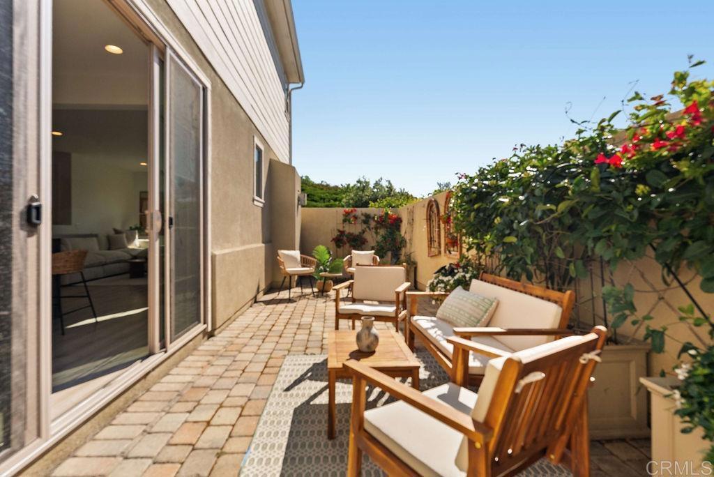 4301 Pacifica Way, Unit 2 Oceanside, CA 92056 - Photo 15 of 47