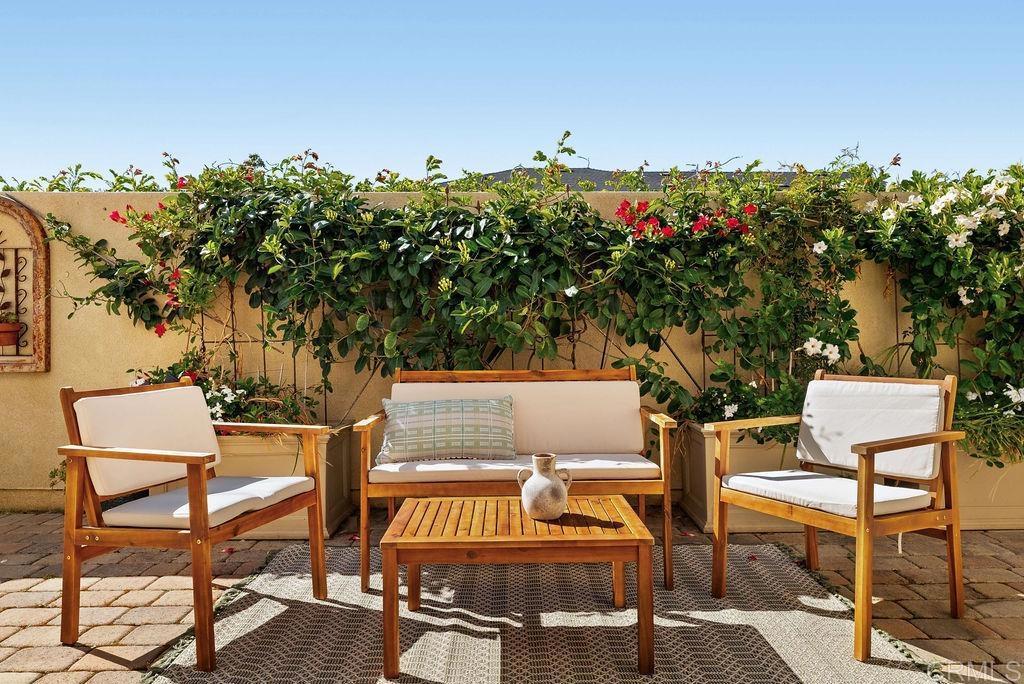 4301 Pacifica Way, Unit 2 Oceanside, CA 92056 - Photo 17 of 47