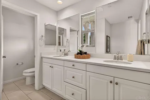 $875,000 | 4301 Pacifica Way, Unit 2, Oceanside, CA 92056