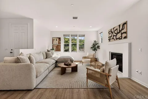 $875,000 | 4301 Pacifica Way, Unit 2, Oceanside, CA 92056