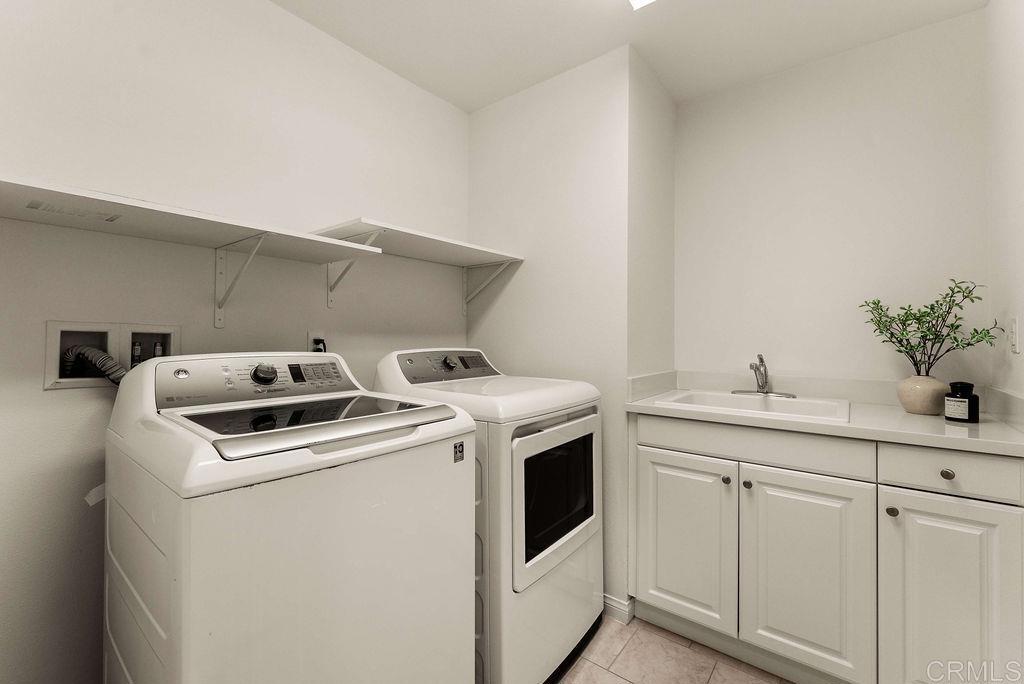 4301 Pacifica Way, Unit 2 Oceanside, CA 92056 - Photo 32 of 47