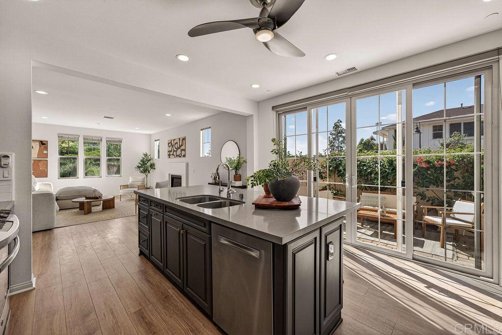 4301 Pacifica Way, Unit 2 Oceanside, CA 92056 - Photo 40 of 47