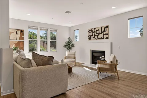 $875,000 | 4301 Pacifica Way, Unit 2, Oceanside, CA 92056