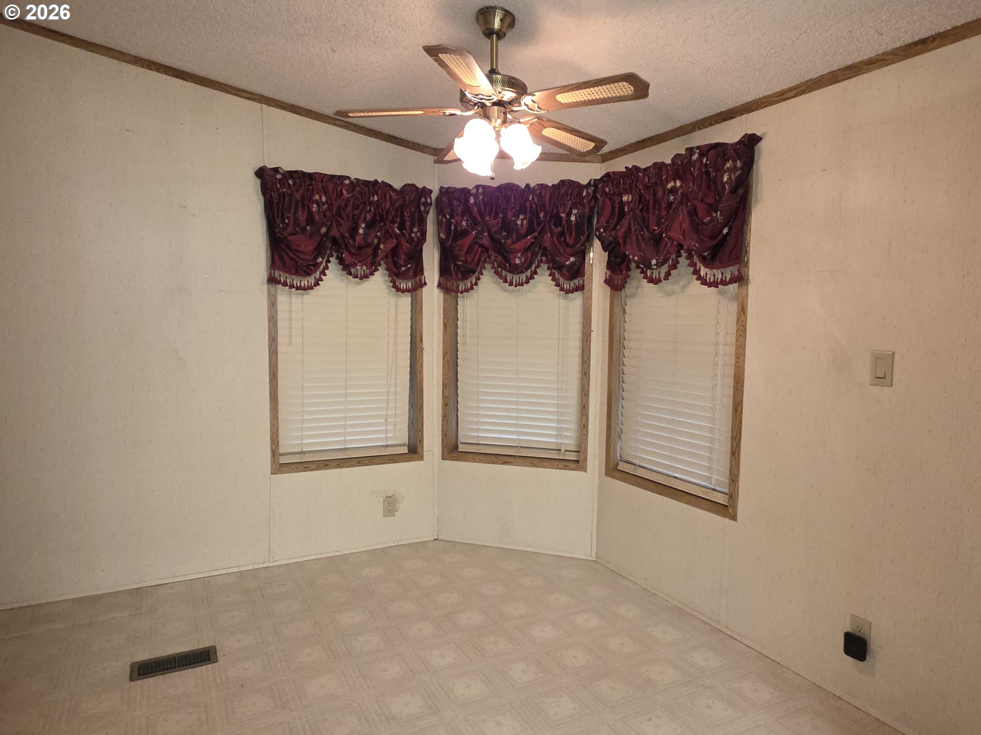 13115 Southeast Foster Road, Unit 32 Portland, OR 97236 - Photo 15 of 30